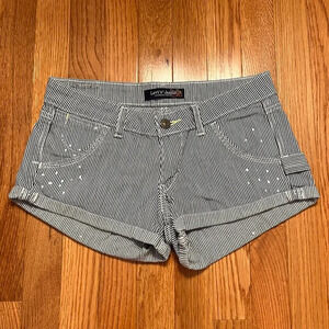 Levi’s Jeans Women’s Striped Denim Short Shorts - Juniors Size 1 - EUC - 90s